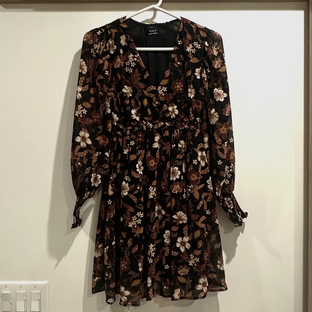 Hallie Floral Balloon Sleeve Mini Dress - Black/Berry